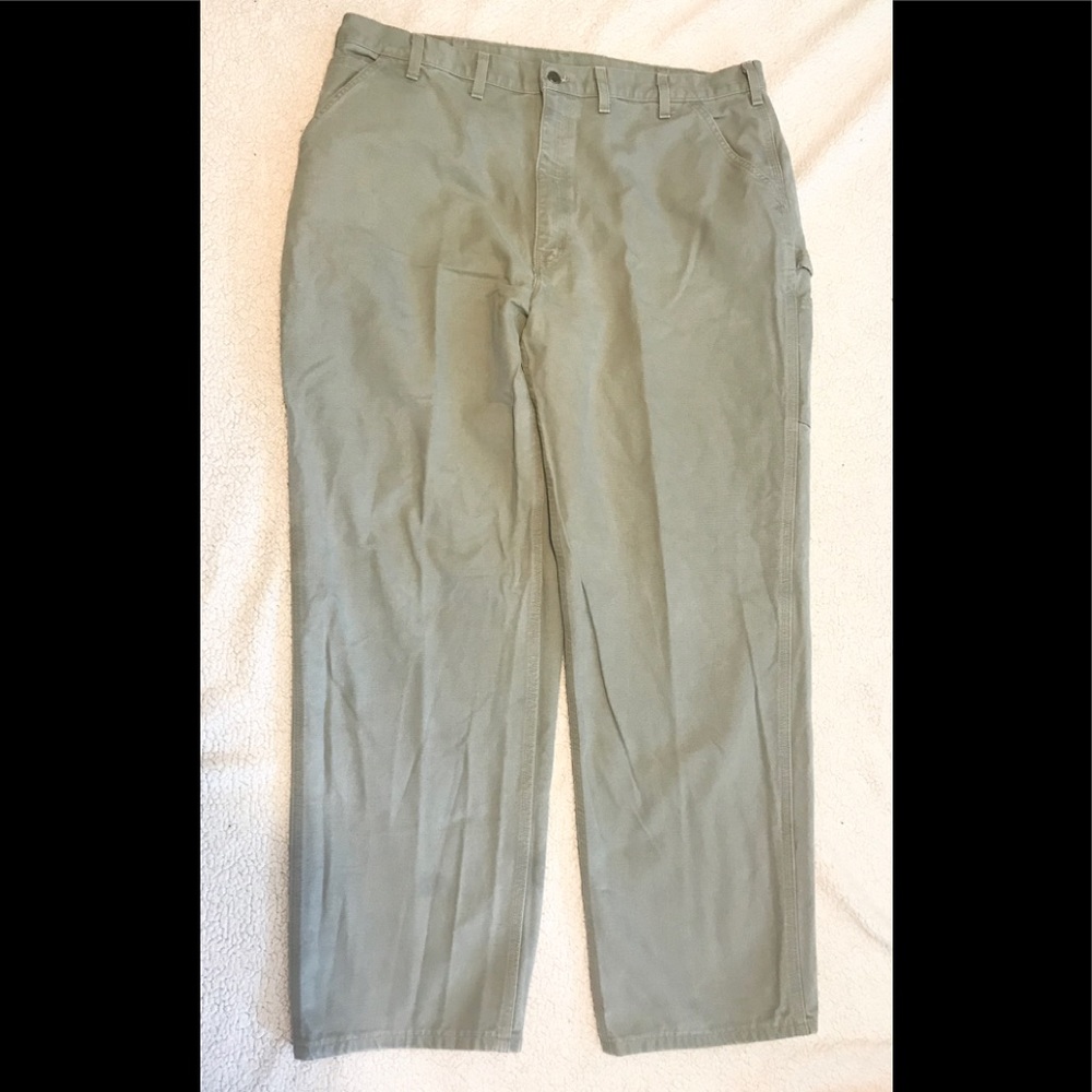 Car hart Men’s Khaki Jeans 44/34 (Measured)